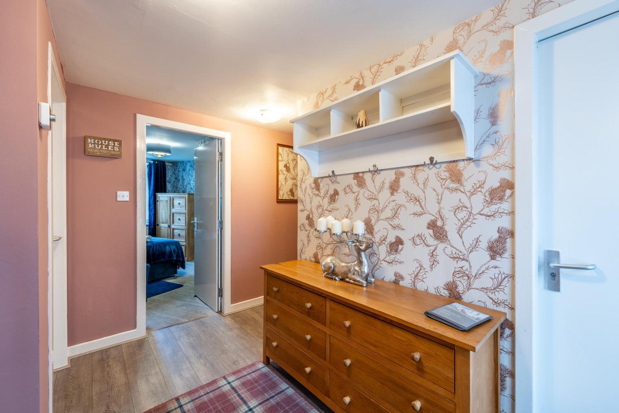 Whinstone Holiday Home In Falkland - Sleeps 8 エクステリア 写真