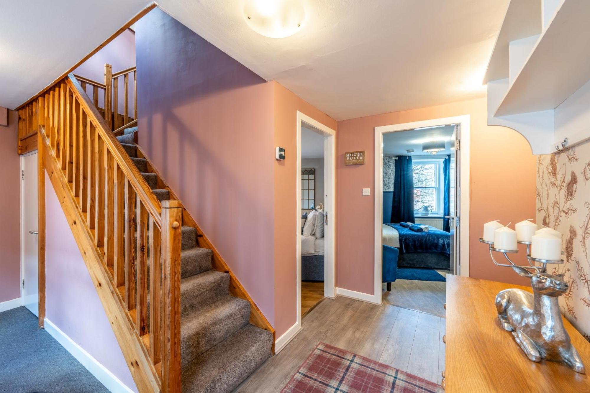 Whinstone Holiday Home In Falkland - Sleeps 8 エクステリア 写真