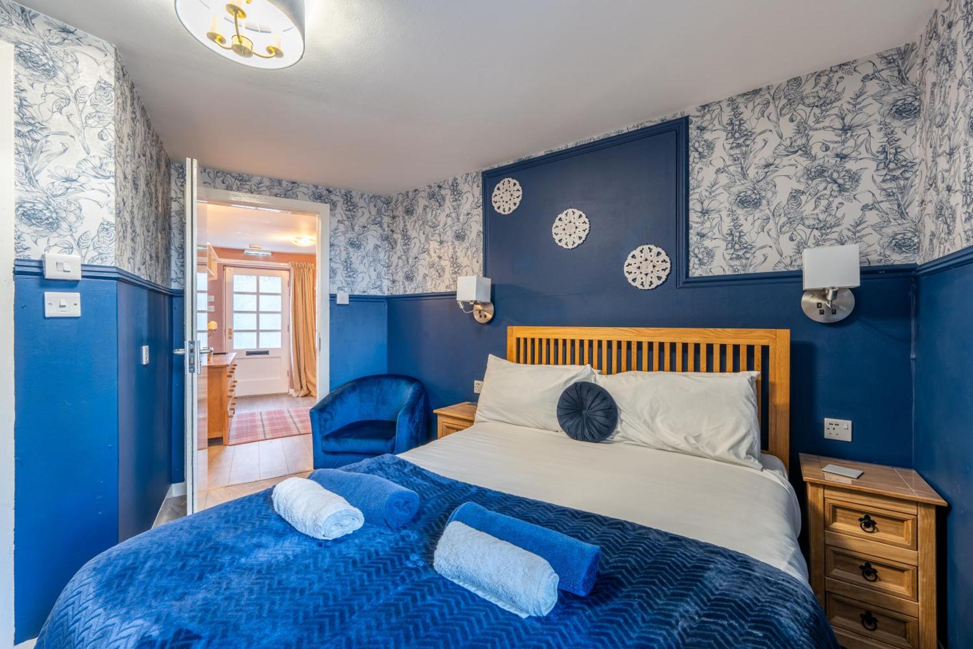 Whinstone Holiday Home In Falkland - Sleeps 8 エクステリア 写真